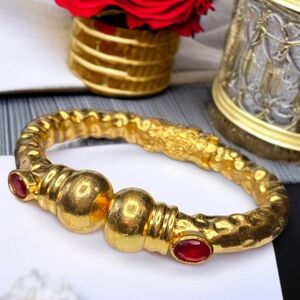 18k Gold Plated Chunky Hammered Ruby Glass Crystal Hinged Bangle Bracelet Small